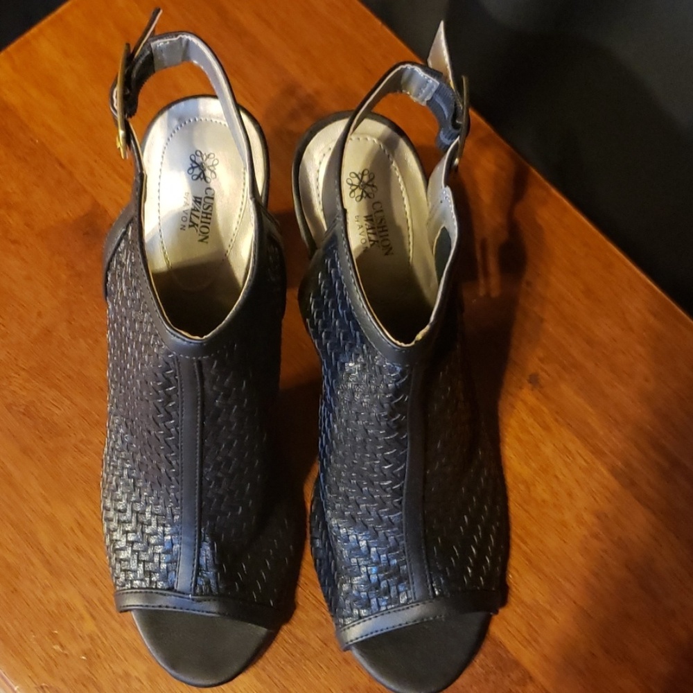 Avon Heels